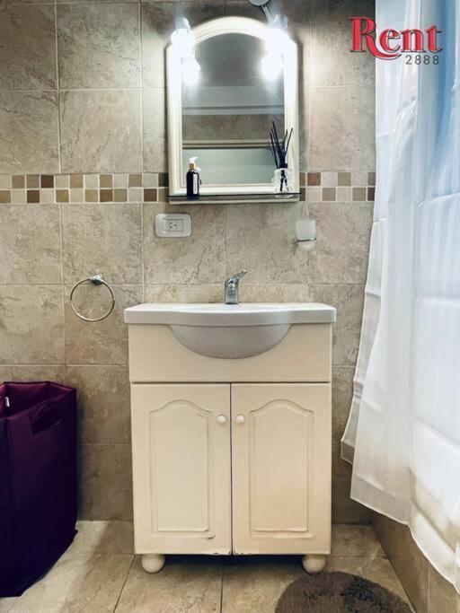 Rent Corrientes Y Lambare Apartamento *